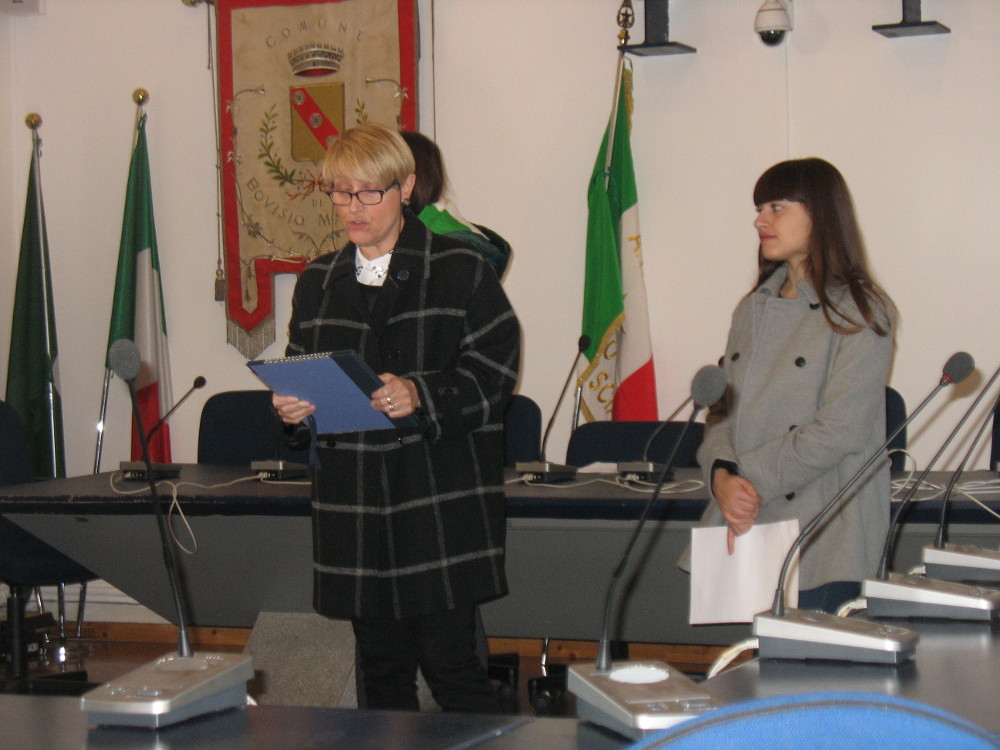 foto momento di celebrazione al palazzo comunale