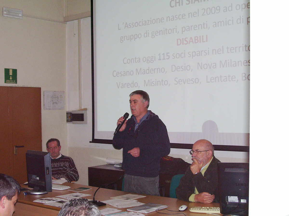 Foto, incontro con le associazioni impegnate sul fronte mdella disabilità