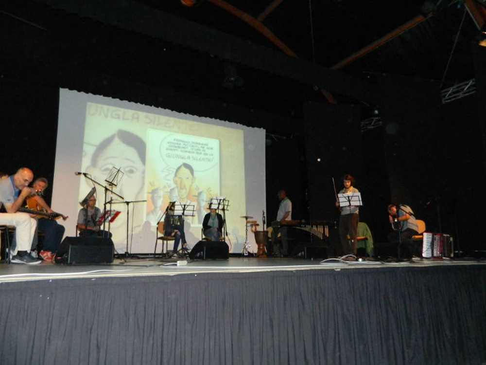 Foto, spettacolo Cantando con lu Aquile Randagie