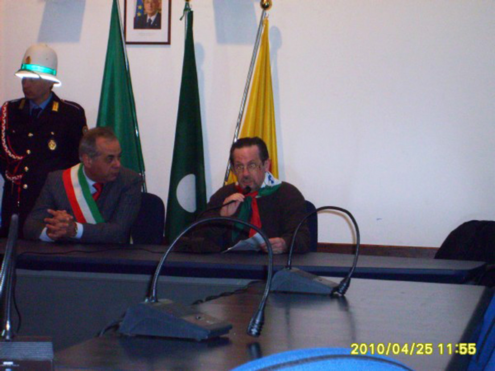 foto, discorsi conclusivi al Palazzo Comunale