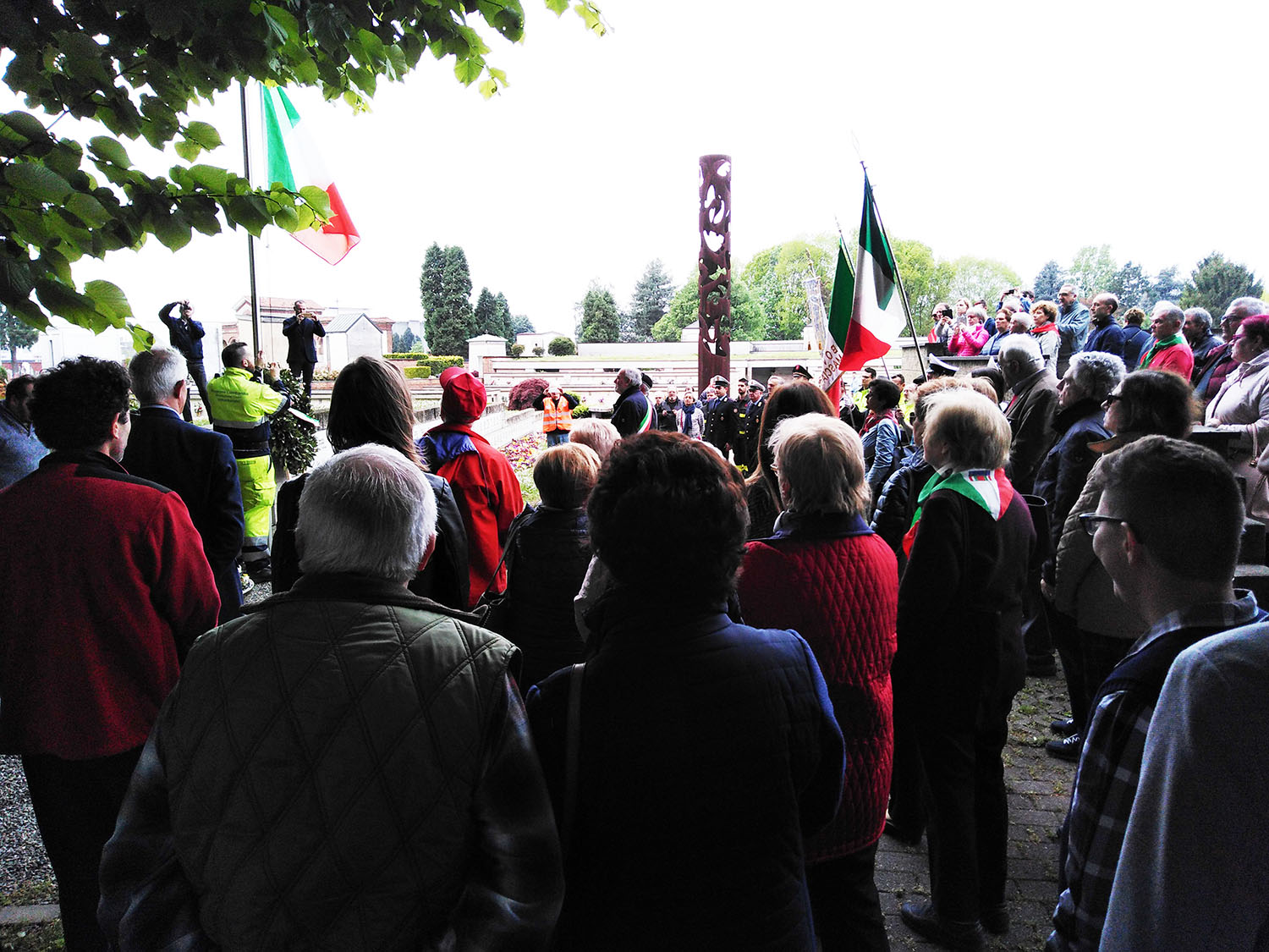 25 aprile 2019, foto cerimonia al viale degli eroi