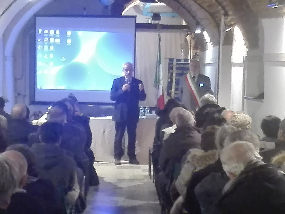 foto saluto dell'associazione ACQUI