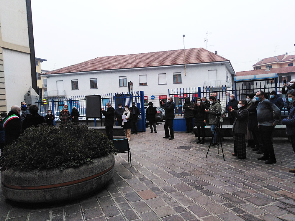 foto dell'evento promosso dal comitato Pietere d'Inciampo e dalla Provincia di Monza Brianza