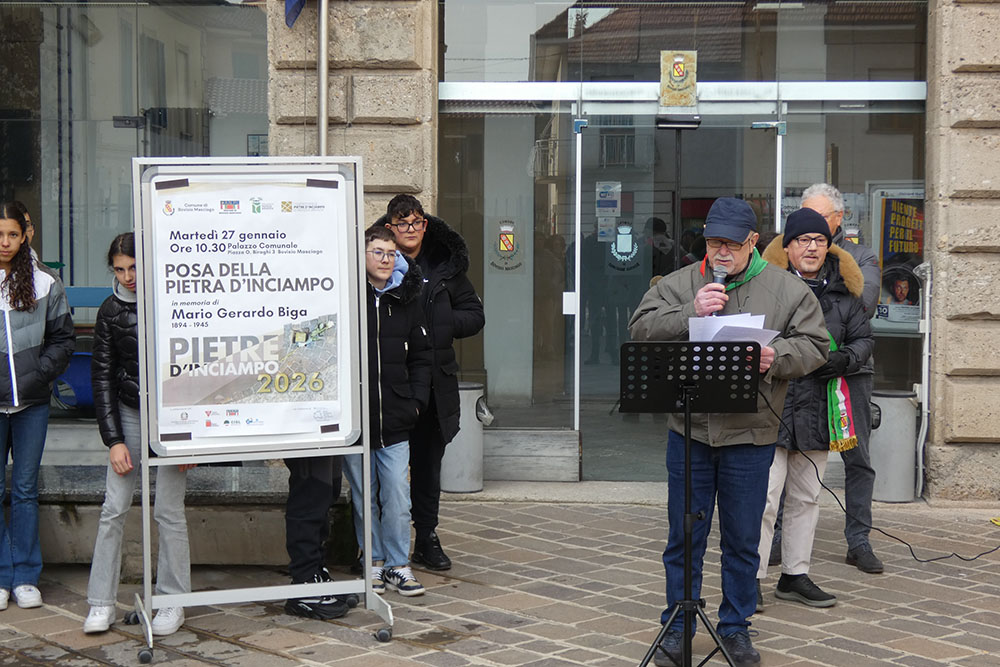 commemorazione del 27 Gennaio 2026 contributi delle studentesse e studenti della scuola media A. Cairoli